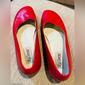Red Women's Flats